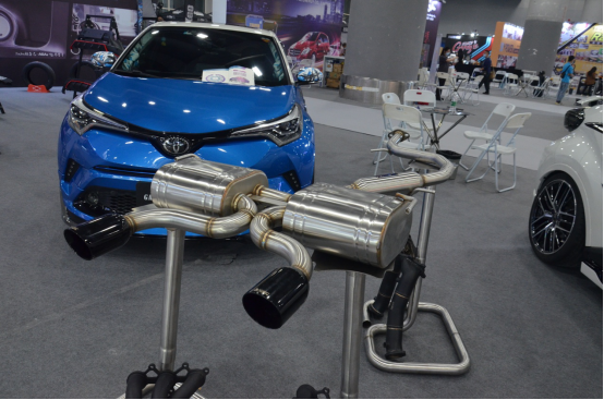 灵光乍现即成艺术garydesign携多个改装品牌参展广州车展改装展