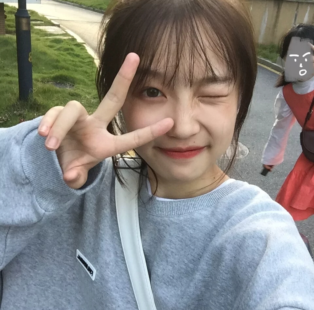 非要让我叫你们公主殿下才换头像吗