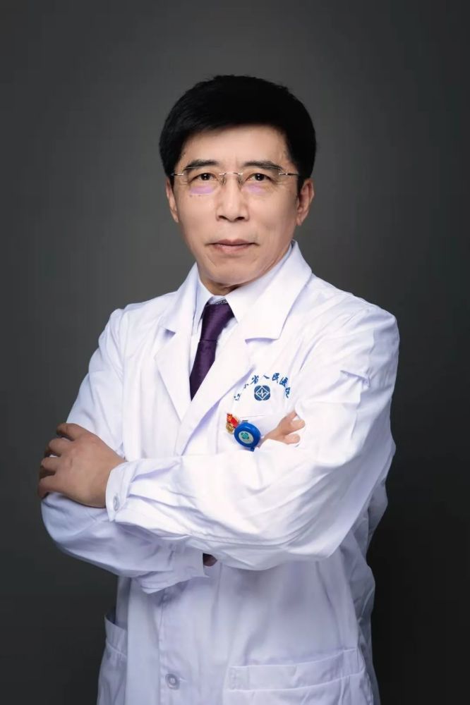 3月29日,应委内瑞拉方请求,我国选派的赴委抗疫医疗专家组,在 黄茂