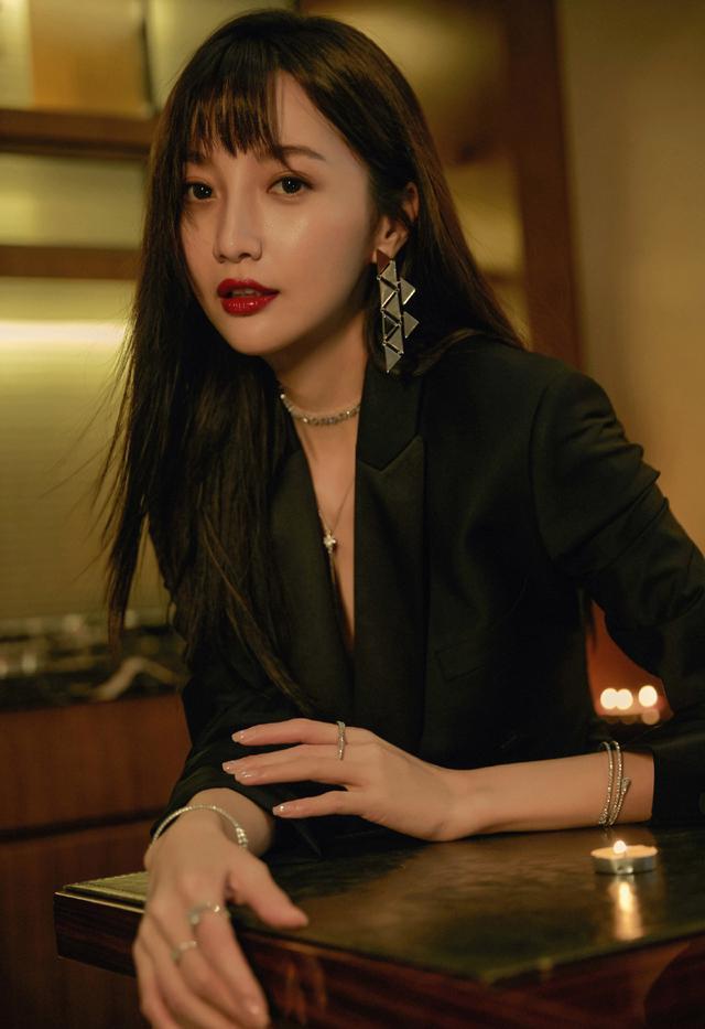 女神郑雅文:第5229期气质潮流美图欣赏!