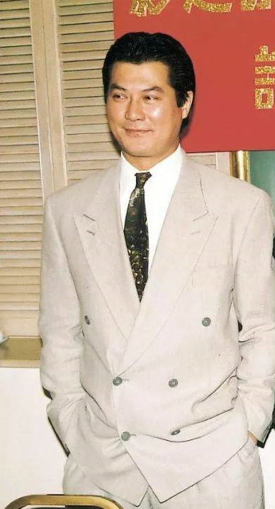 肥肥追思会大斥渣男的邓光荣3年后突死家中皆是因果轮回