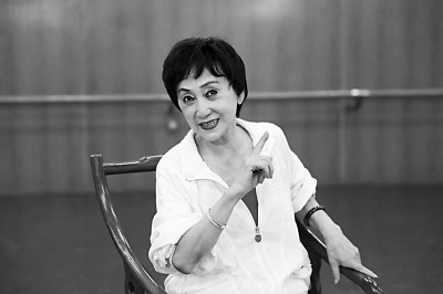 著名舞蹈家陈爱莲去世,童年太坎坷,70周年愿望未实现成遗憾