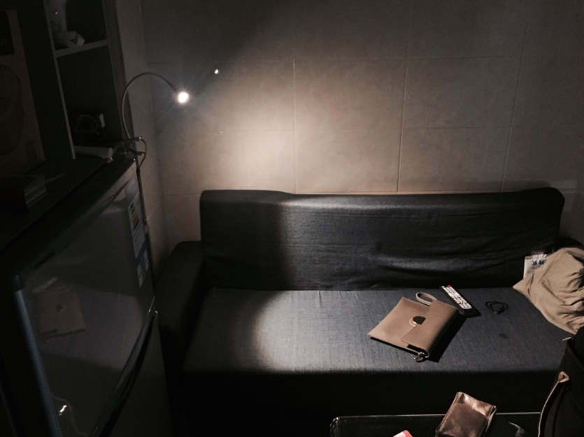 23岁打工妹查出艾滋后,被父亲要求不准回家,并付50万抚养费