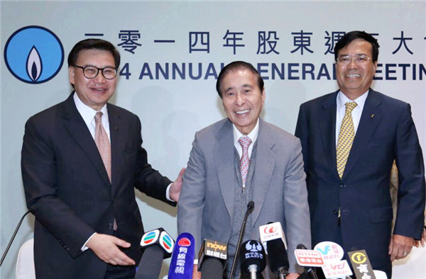 两哥哥拥有千亿资产弟弟守在老家甘于平凡可他的低调不容小觑