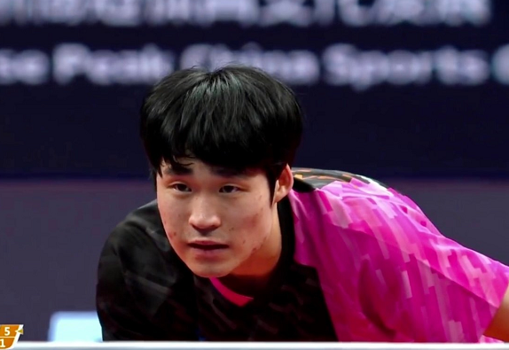 41樊振东完爆韩乒黑马晋级决赛静候龙蟒胜者秦帅疯狂鼓掌