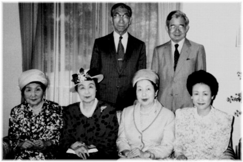 天皇幼弟 相亲八天订婚 一生无子却与妻子相伴到老 腾讯网