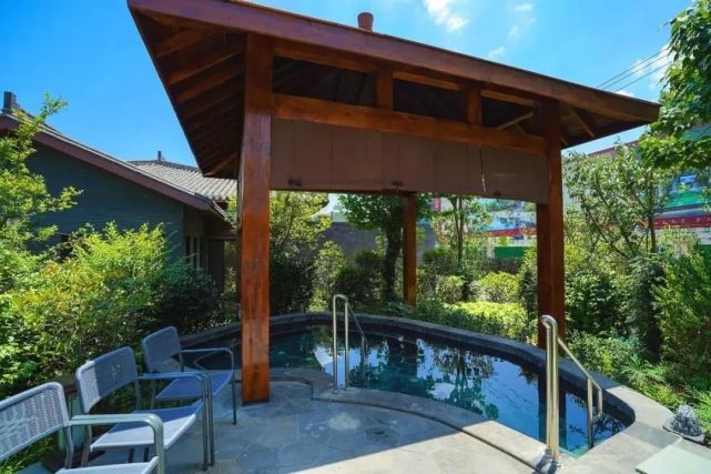 汉中这处千年老汤温泉,承包你整个冬天的温暖