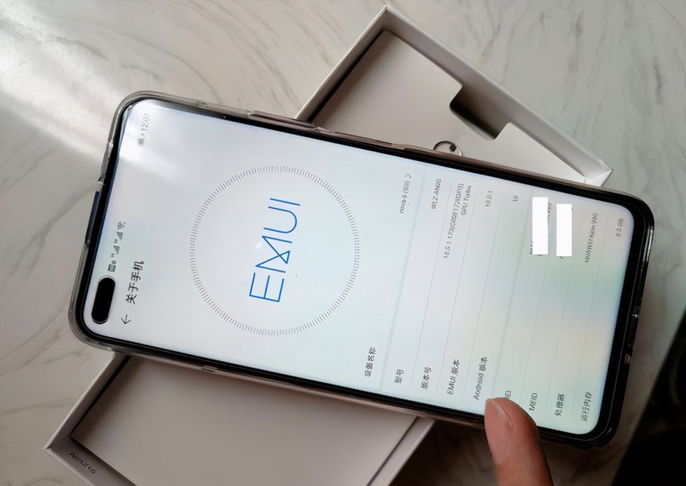 今年不降反涨的华为麒麟990手机比六月份贵了五百元