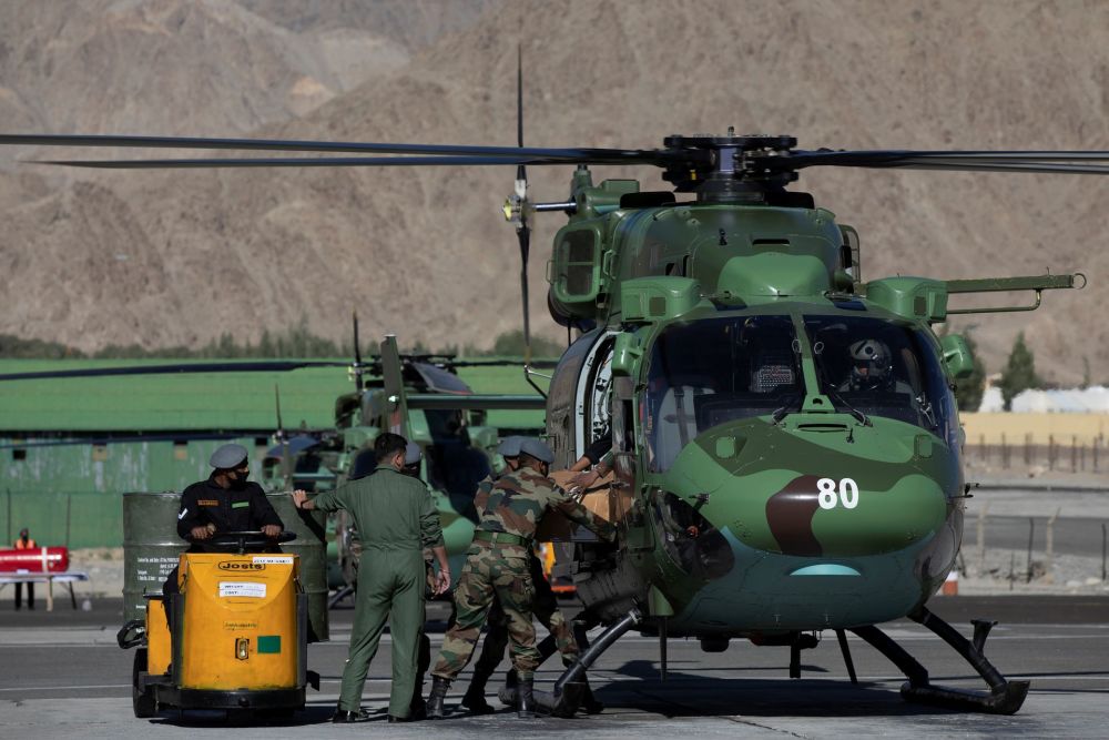 对峙进入寒冬印军装备大缩水换穿衣物的5万士兵如何应对400辆坦克