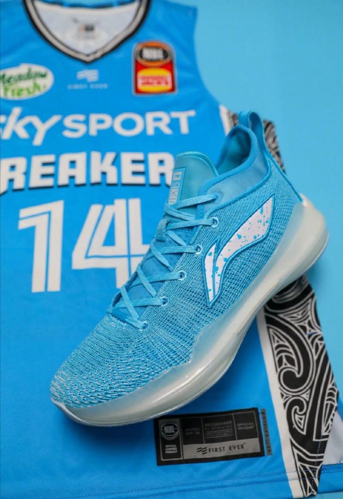 李宁之子rj汉普顿:赌神钦点,国货起飞?_腾讯新闻