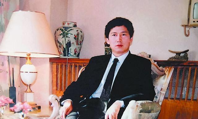 北京有钱人多这两位富豪也在其中他被富婆看上获得巨额遗产