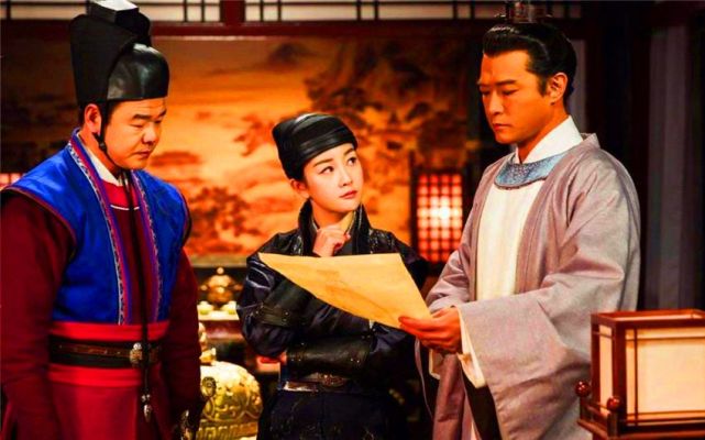 李皇后说:"先皇已羽化登仙,自古以来就是立长不立幼,楚王赵元佐是先皇