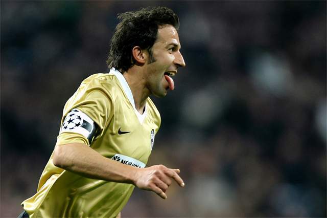 10号对比10号 同样巅峰的托蒂跟皮耶罗 到底谁更强?