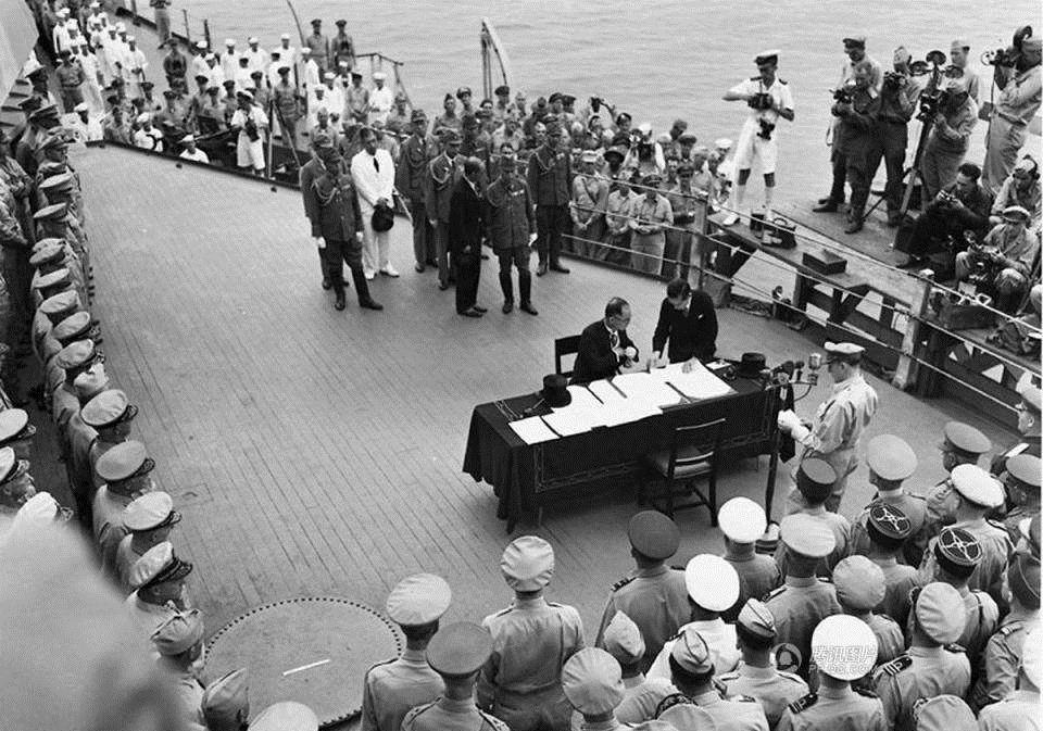 二战日本投降代表签字后说投降书无效,看麦克阿瑟是怎么处理的!_腾讯