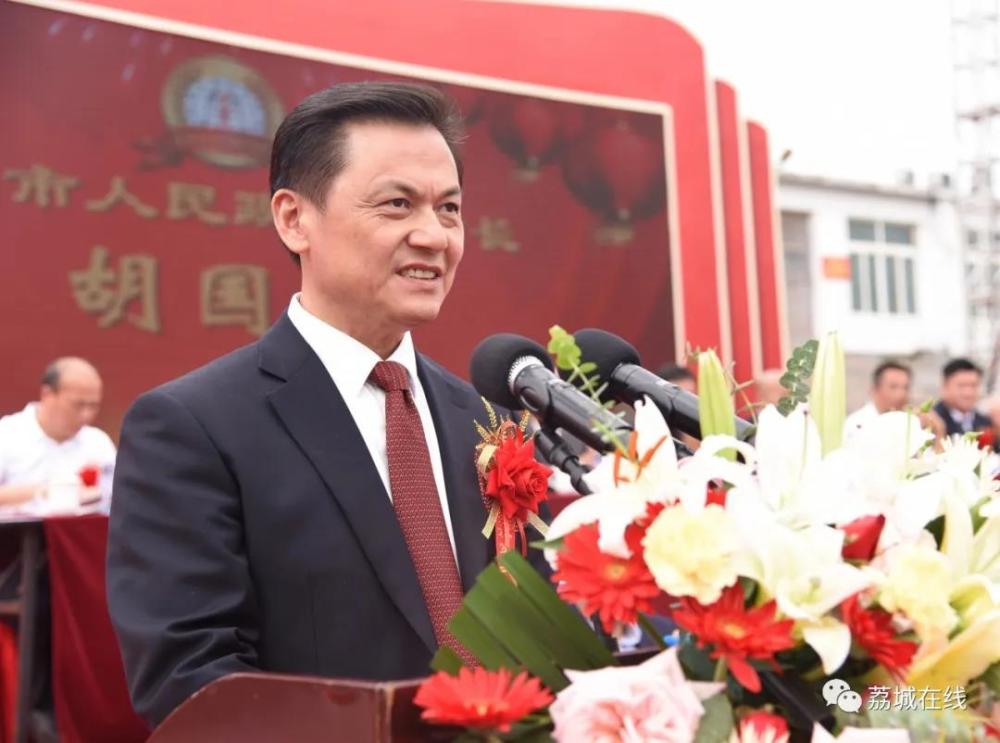 21日,莆田四中建校120周年庆祝大会隆重举行,市,区领导胡国防,杨朝东