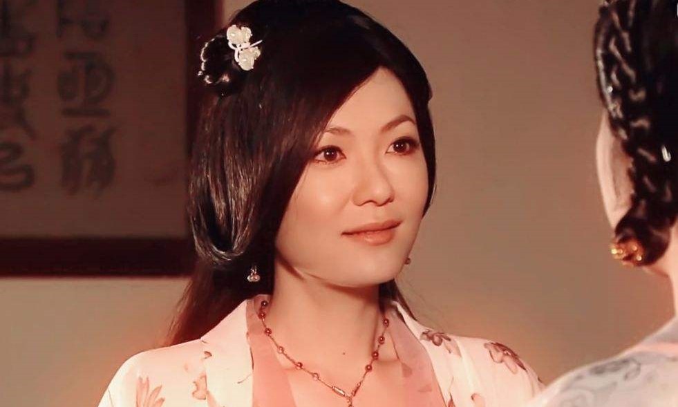 tvb里陈炜颜值高演技好为什么却混得不如田蕊妮