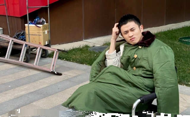 王勉,冠军归来仍是素人;李诞,完全不输专业的脱口秀演员