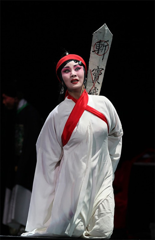 窦娥行刑前发了3个毒誓其中一个因太残忍被百姓唾骂如今全部应验