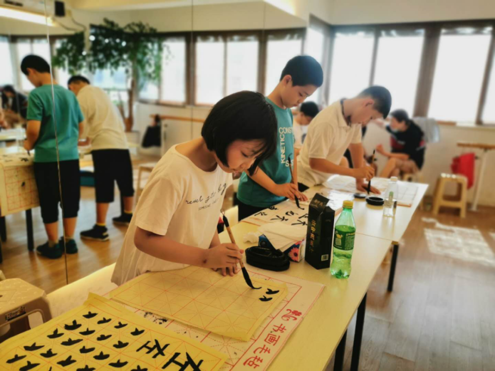 少儿书法课正式招生!报名戳_腾讯新闻