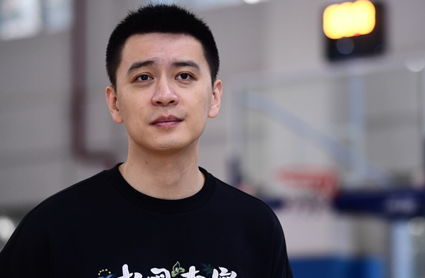 辽篮少帅杨鸣狂赞浙江!韩德君暴瘦,新疆周琦猛涨三十六斤