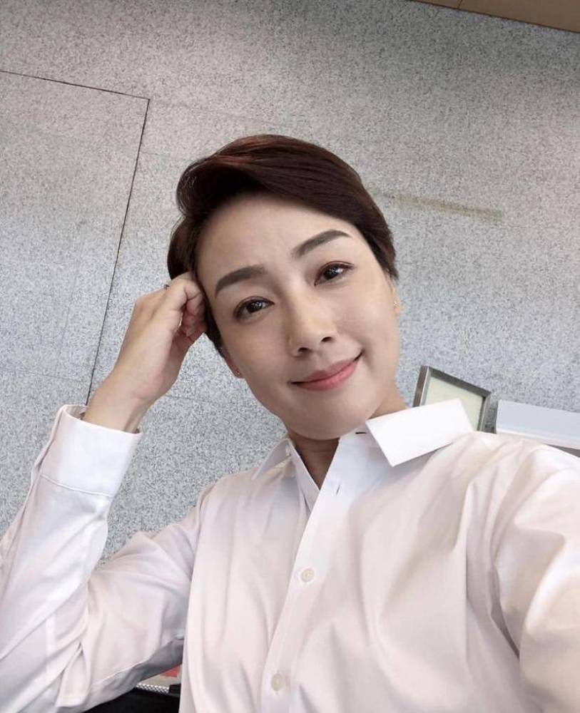 tvb花旦江美仪大秀完美身材使徒行者3夫妻情让人感动