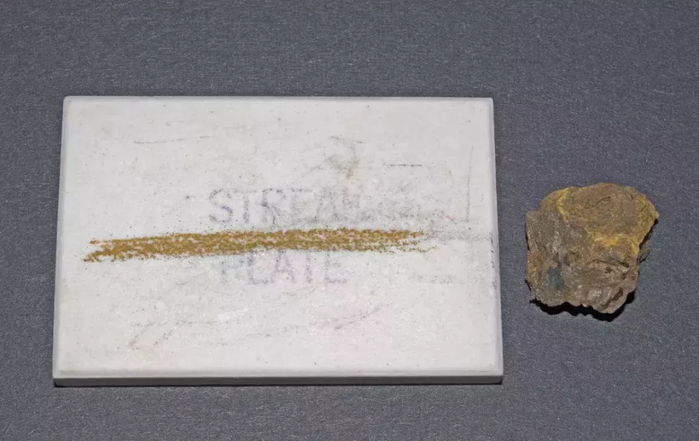 10种简易方法 教你鉴别手中的矿物 腾讯新闻