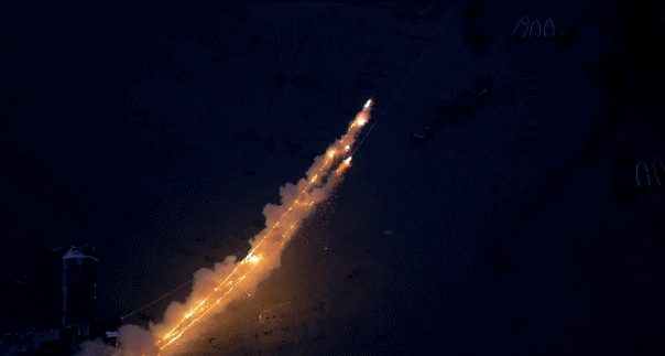 把火药玩成艺术他是北京奥运烟火总设计用21年炸出500米天梯