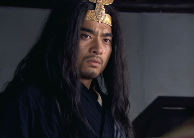 武松打虎前后,对女人的态度为何差距这么大?潘金莲教会了他什么