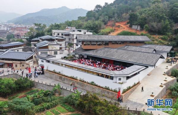 林风眠纪念馆在广东梅州落成开放