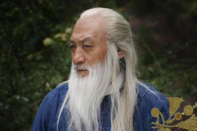 华山剑气之争两方谁对?不只是气宗岳不群,连剑宗风清扬也是错的