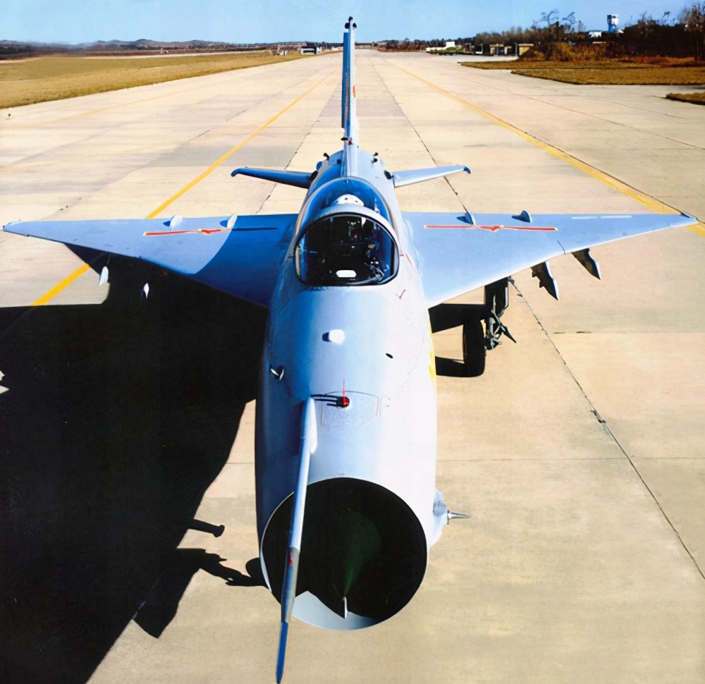 歼七"魔改"录:再改就连亲娘都不认识了,还能叫歼七?_腾讯新闻