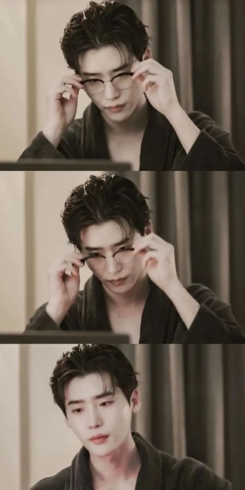 李钟硕二硕哟拼接壁纸