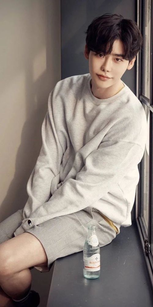 李钟硕二硕哟拼接壁纸