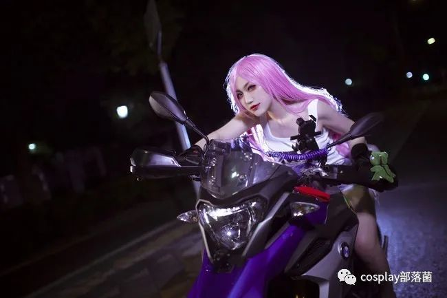 cos:一人之下夏禾cos,流光机车的魅力