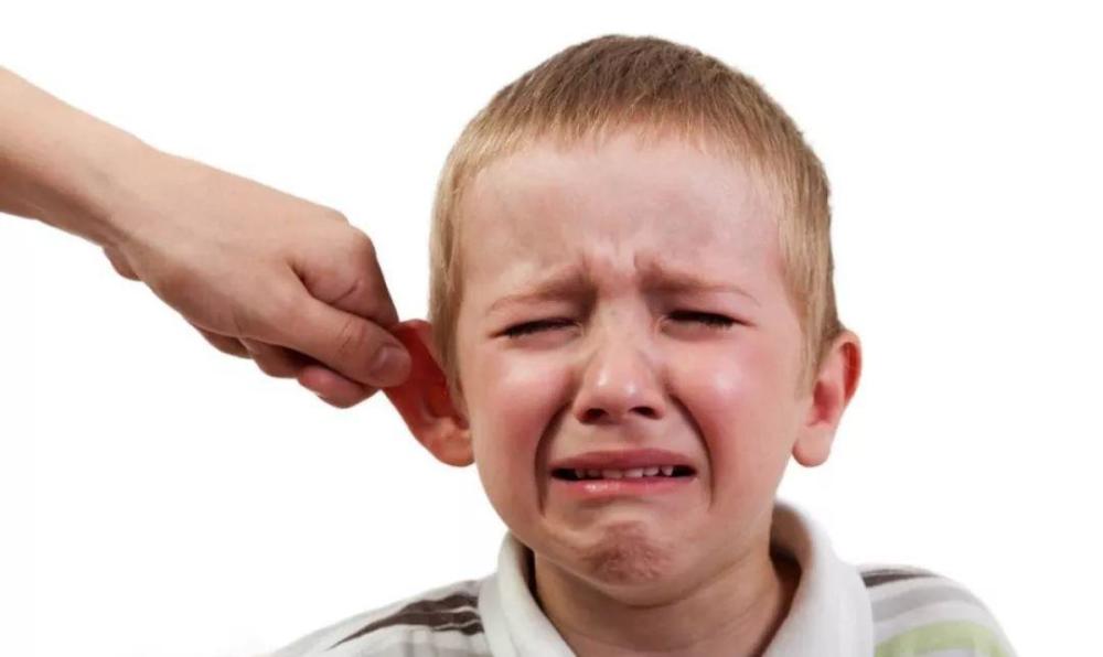 打孩子要有度,3个部位是孩子的"生命线",父母再生气也不能打