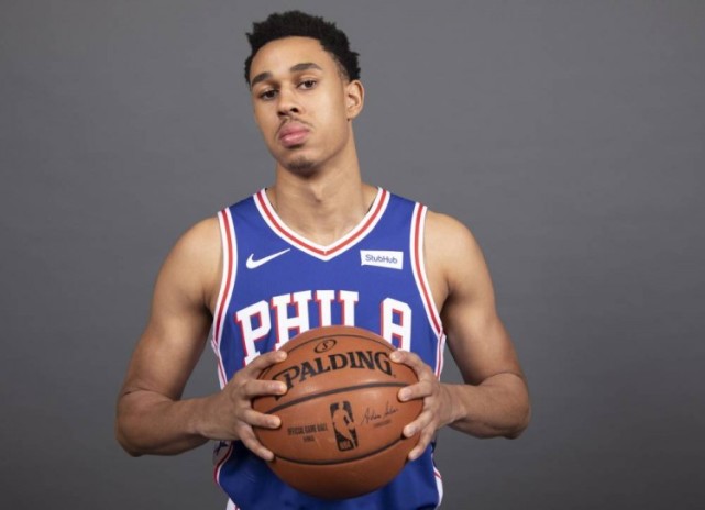 美记:活塞将会使用延伸条款裁掉扎伊尔-史密斯