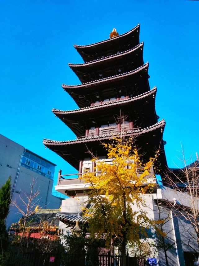 大连最古老寺庙繁华市区中的千年古刹