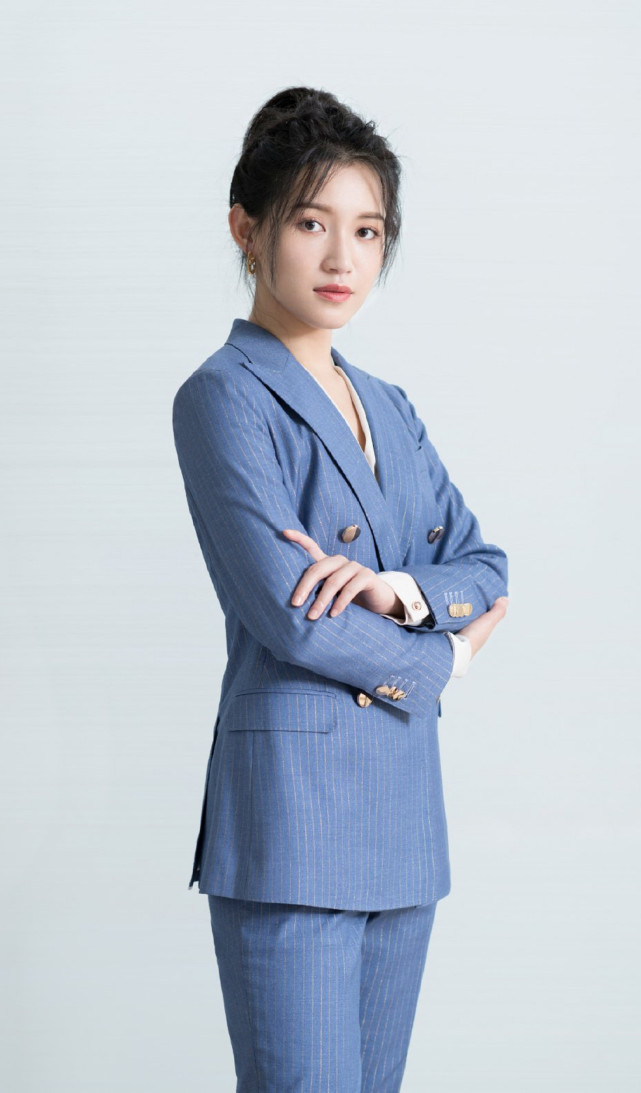 女神苏青第5537期气质美图鉴赏