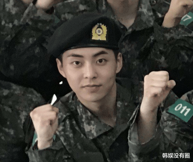 exo第一个退伍成员xiumin秀珉年末休假中12月回归