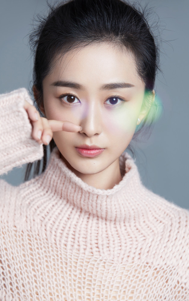 女神迟宁宁第3343期潮流美图分享