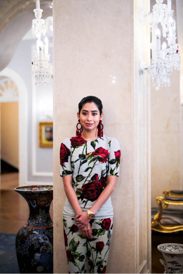 马来西亚公主曾被嘲炫富结婚转变大变身优雅知性小公主