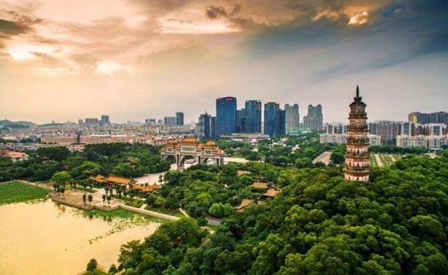 2020中国最富的人前_2020中国最富1000人榜上榜总财富增28%(2)