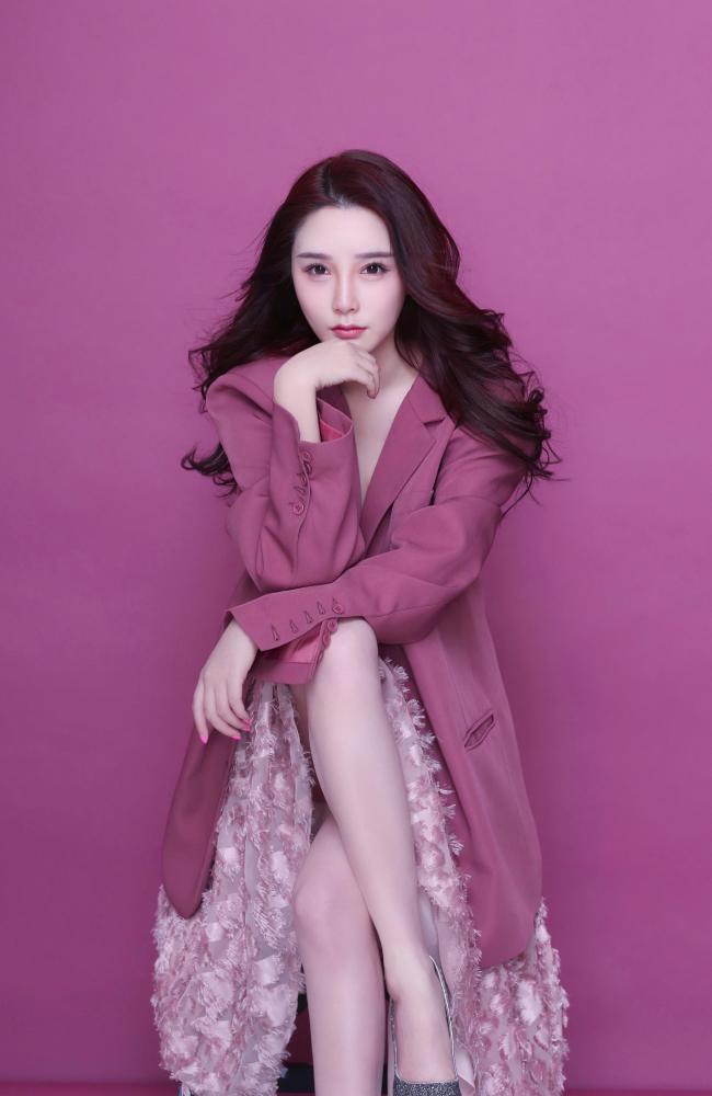 超美江璟儿:第6927期时尚潮流美图欣赏