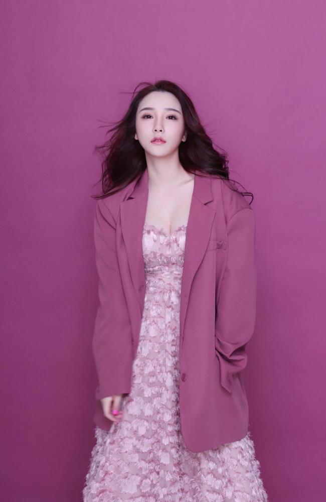 超美江璟儿:第6927期时尚潮流美图欣赏