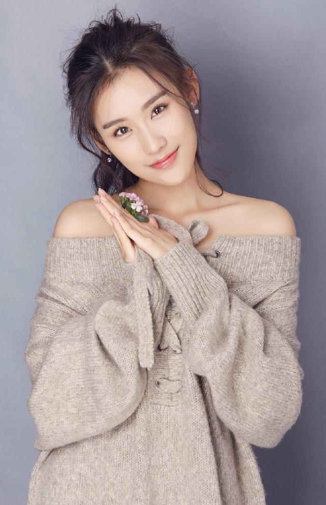 超美王婉中:第6877期时尚潮流美图欣赏