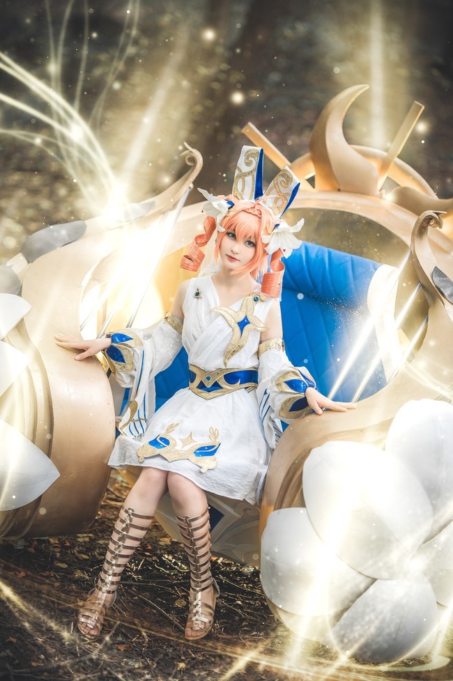 王者荣耀蔡文姬繁星吟游cosplay