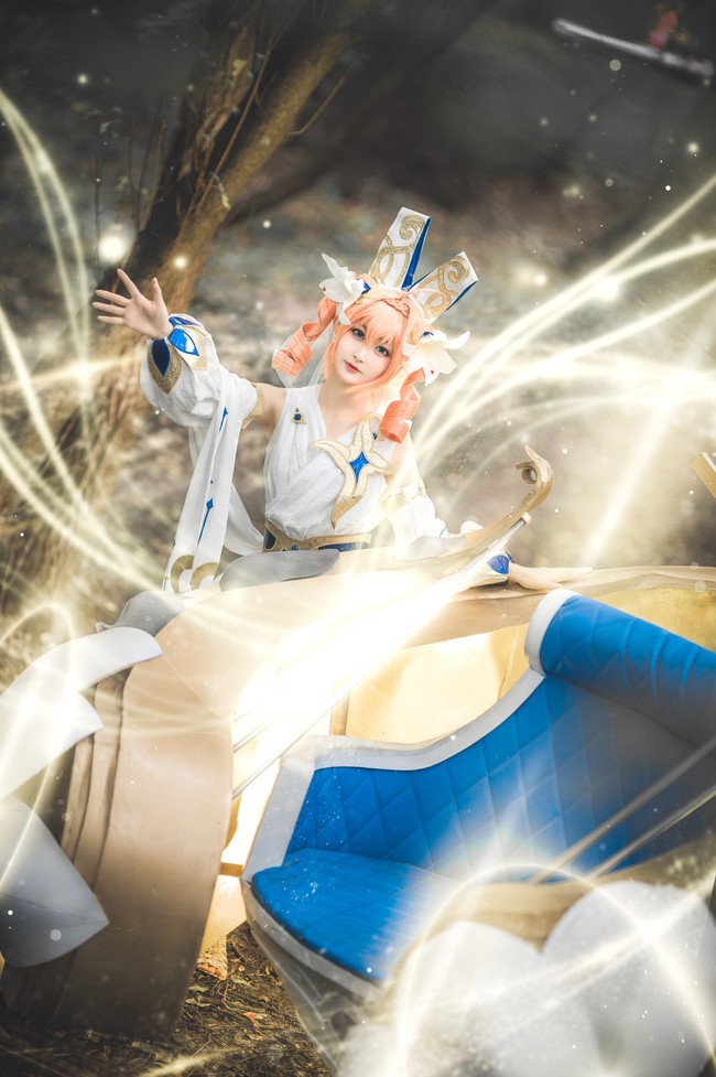 王者荣耀蔡文姬繁星吟游cosplay