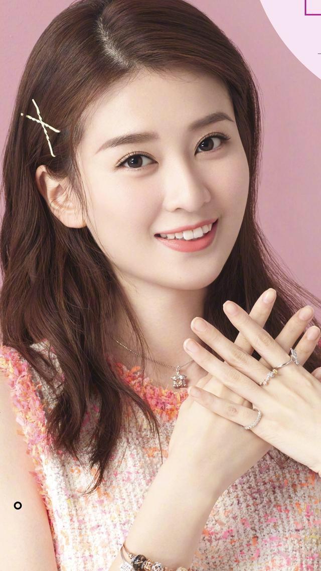 女神乔欣第6228期美图潮流欣赏