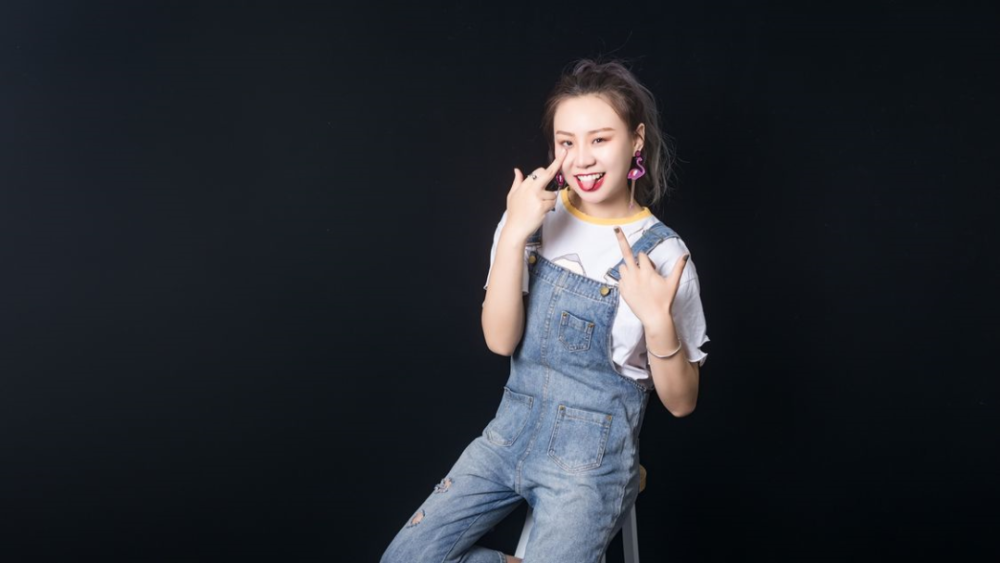 临汾姑娘黄绮雯获得2020年星光大道总冠军