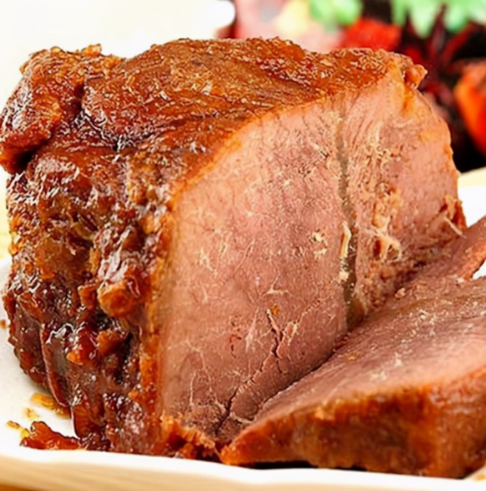 五香卤牛肉怎么做?比例和配方告诉你,牛肉红润油亮,酥烂鲜香_腾讯新闻